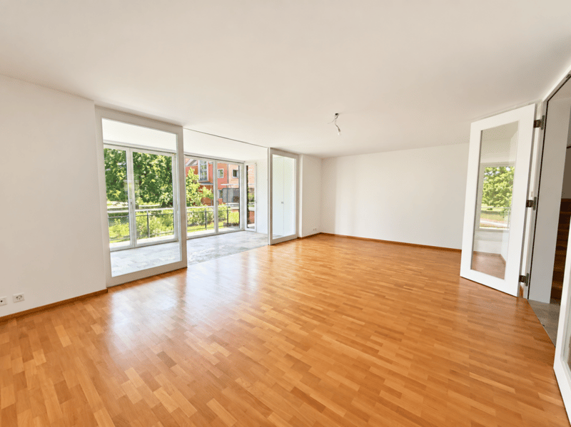 Grosszügige 4.5-Zi.-Maisonette-Wohnung mit Hobbyraum (5)