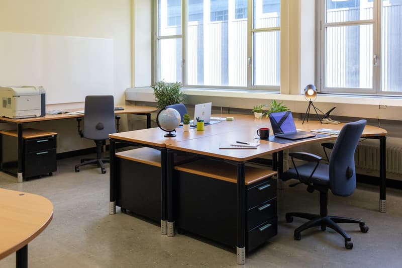 Bureau à louer sur mesure (9)
