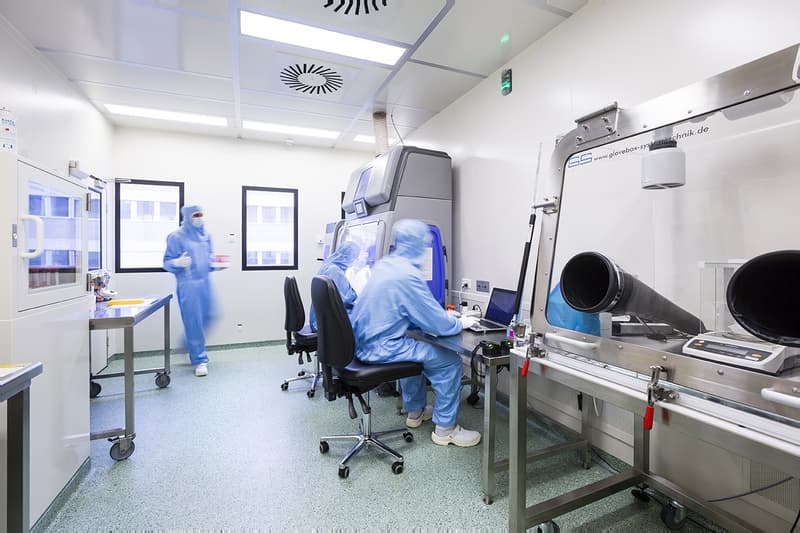 Laboratoires équipés (4)