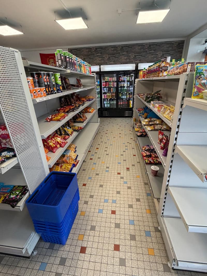 Magasin établi dans un emplacement central de Wallisellen (9)
