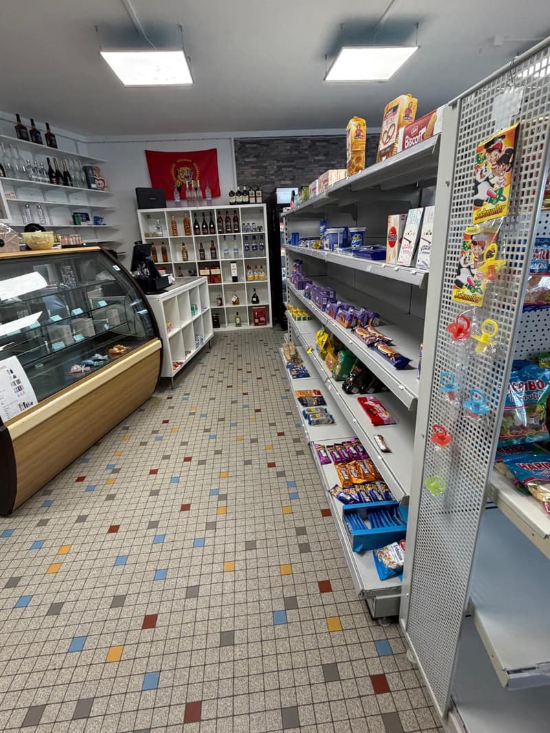 Magasin établi dans un emplacement central de Wallisellen (8)