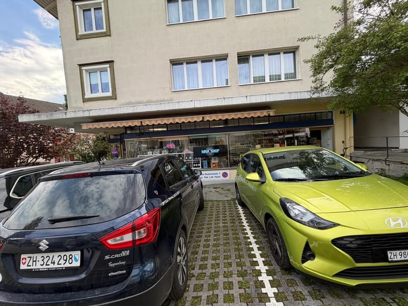Magasin établi dans un emplacement central de Wallisellen (11)