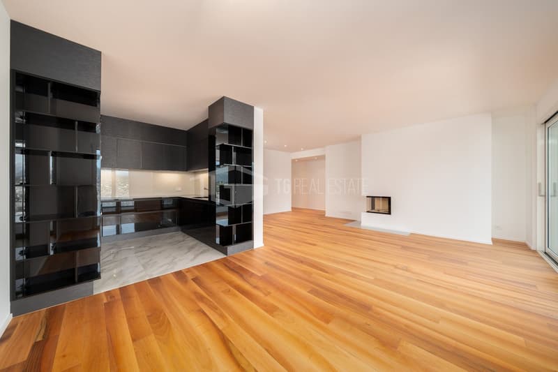 PRESTIGIOUS 4.5-ROOM FLAT WITH STUNNING LAKE VIEWS (5)