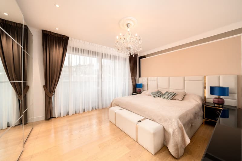 STYLISH PENTHOUSE JUST A SHORT WALK FROM THE CENTRE OF LUGANO (7)