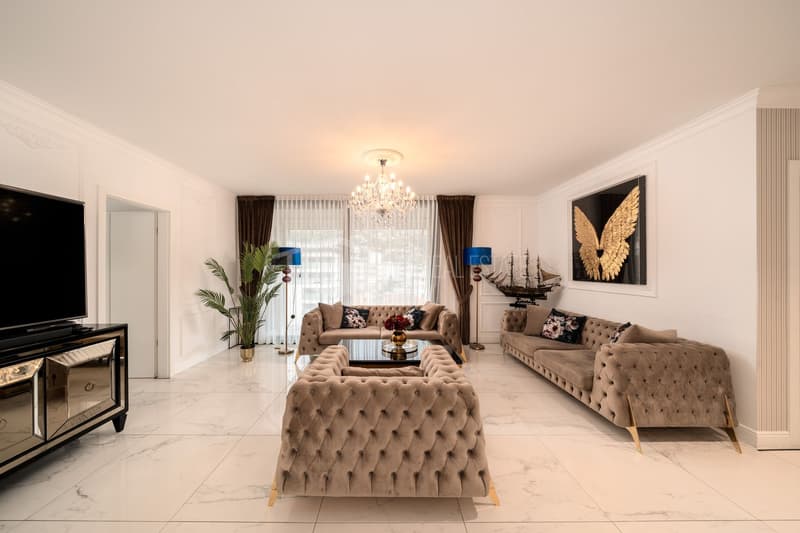 STYLISH PENTHOUSE JUST A SHORT WALK FROM THE CENTRE OF LUGANO (2)