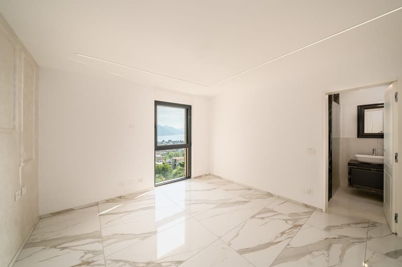 Villa Teresa: Ein Traum mit atemberaubendem Seeblick (7)