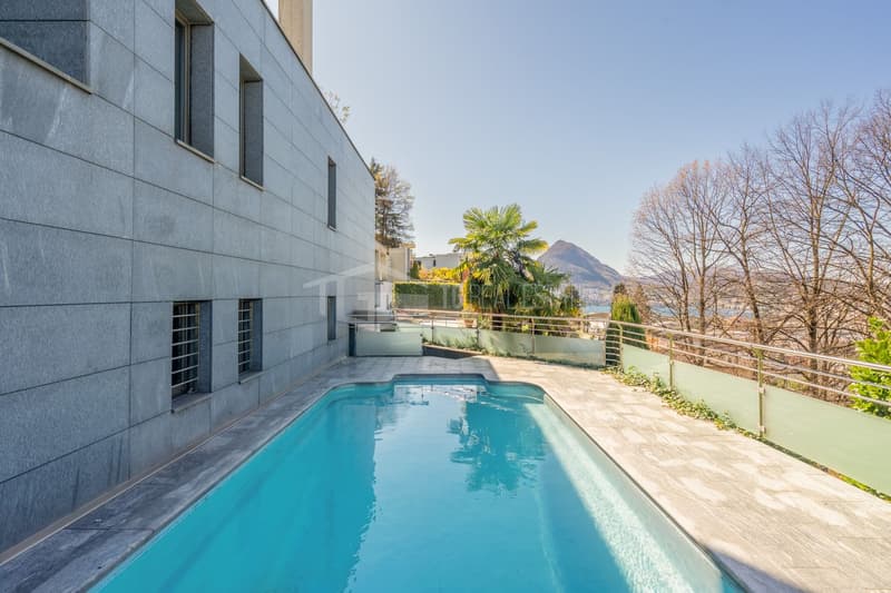ELEGANT VILLA WITH LAKE VIEW AND SWIMMING POOL IN RUVIGLIANA (13)
