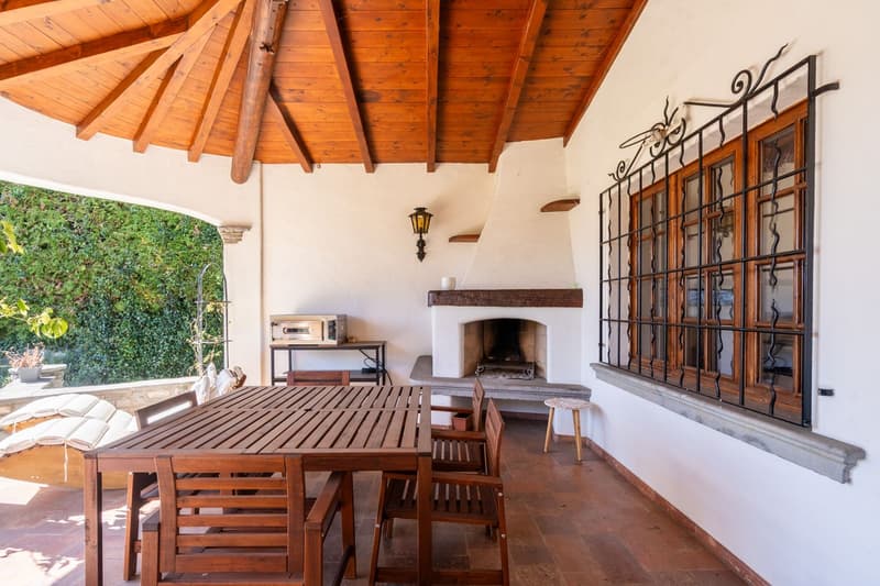 A corner of paradise - Mediterranean elegance with a lake view (10)