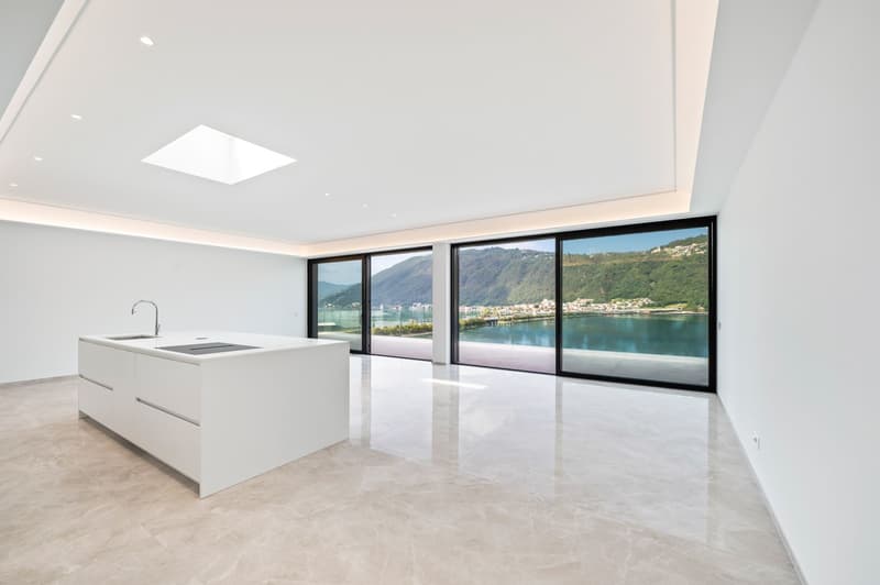 PRESTIGETRÄCHTIGES DESIGNER-PENTHOUSE MIT TERRASSE MIT SEEBLICK (5)