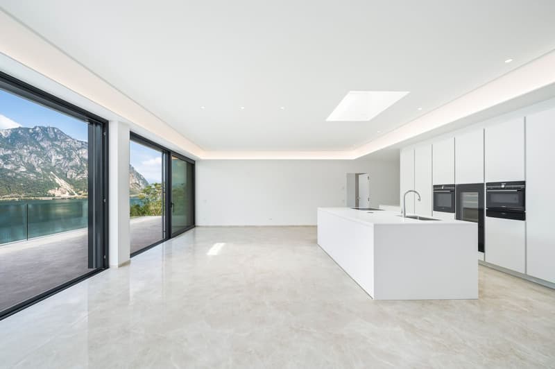 PRESTIGETRÄCHTIGES DESIGNER-PENTHOUSE MIT TERRASSE MIT SEEBLICK (4)