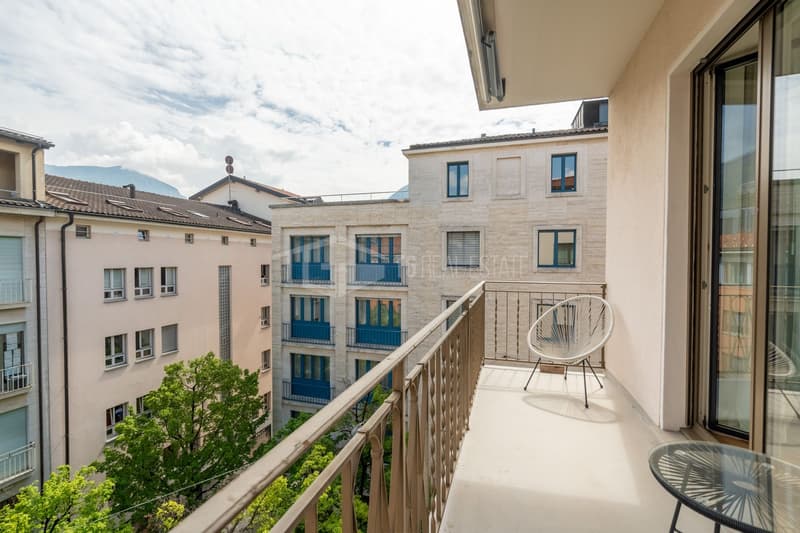 ELEGANT 3.5-ROOM FURNISHED ROOM IN THE CENTRE OF LUGANO (5)