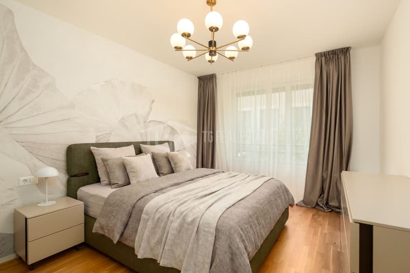 ELEGANT 3.5-ROOM FURNISHED ROOM IN THE CENTRE OF LUGANO (9)