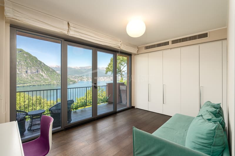Elegant 190 m² flat with lake view and private garden (6)