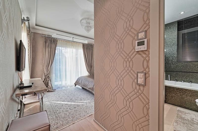 Elegantes Luxus-Penthouse mit Panoramablick auf den See (9)