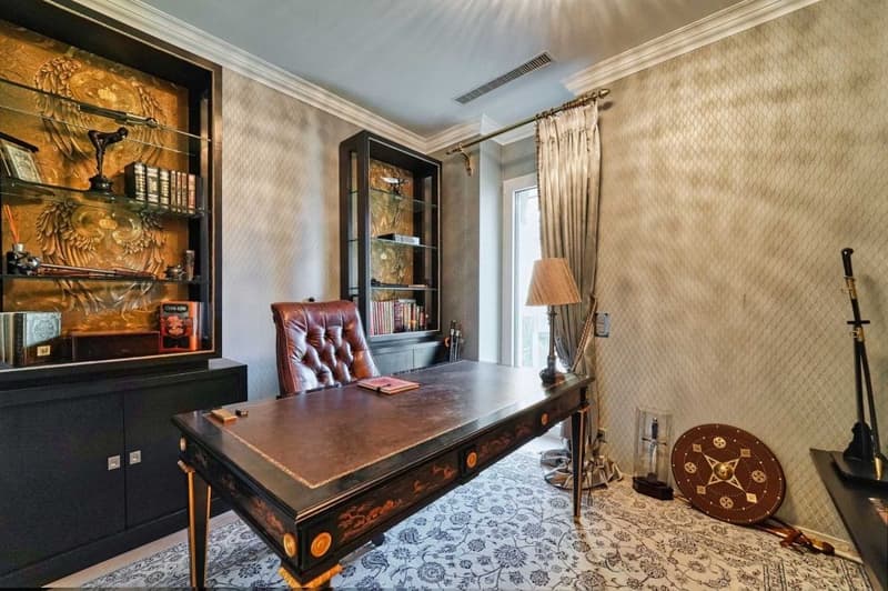 Elegantes Luxus-Penthouse mit Panoramablick auf den See (2)