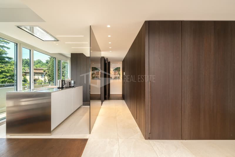 ELEGANTES PENTHOUSE IM 12. STOCK IM HERZEN VON LUGANO (4)