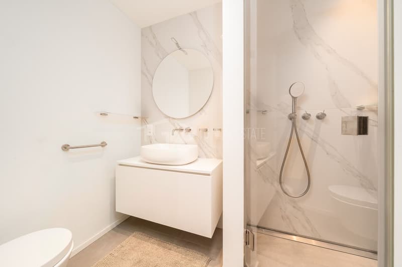 ELEGANTES PENTHOUSE IM 12. STOCK IM HERZEN VON LUGANO (11)