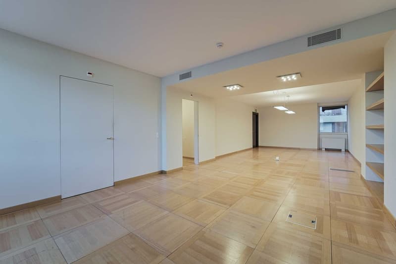BÜRO IM PARADIES (4)