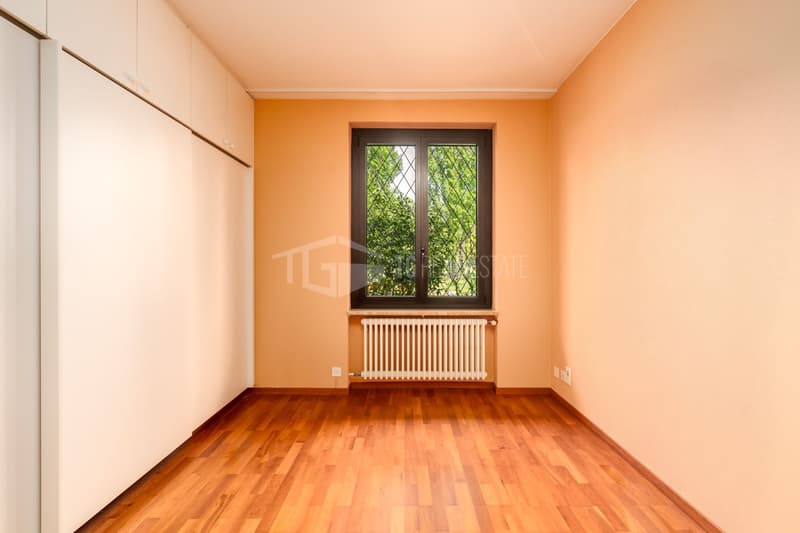 5.5-ROOM HOUSE WITH GARDEN, SWIMMING POOL AND ANNEXE (14)