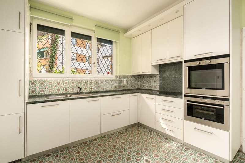 5.5-ROOM HOUSE WITH GARDEN, SWIMMING POOL AND ANNEXE (10)