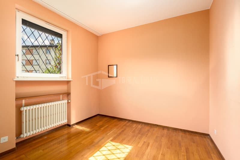 5.5-ROOM HOUSE WITH GARDEN, SWIMMING POOL AND ANNEXE (12)