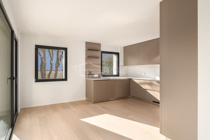 HELLE 4,5 ZIMMER MIT GARTEN (7)