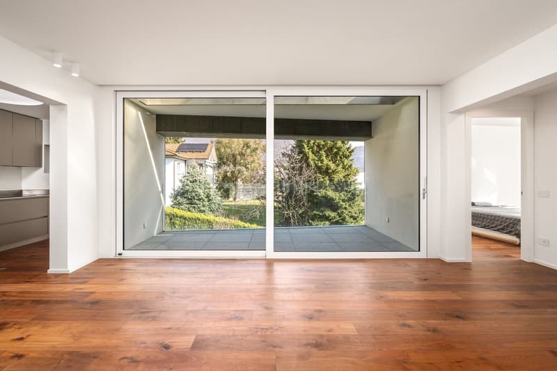 MODERNES WOHNHAUS MIT TERRASSE UND PRIVATSPHÄRE (3)