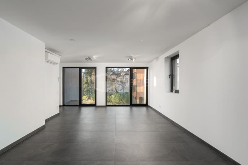 HOCHWERTIGES BÜRO IN ZEITGENÖSSISCHER RESIDENZ (9)