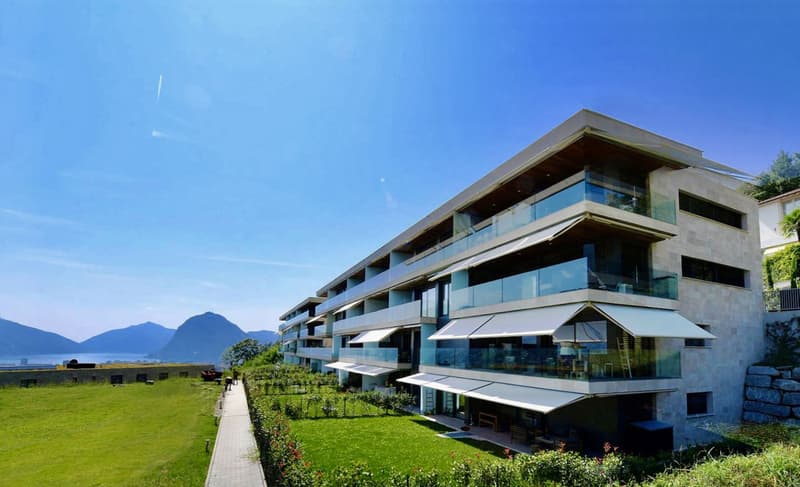 WOHNUNG MIT SCHÖNEM SEEBLICK (1)