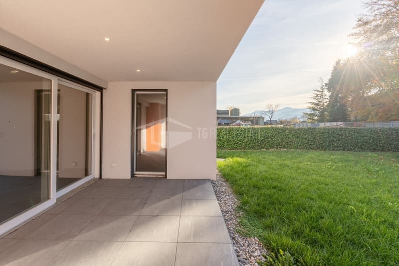ENCHANTING 5.5-ROOM HEADROOM VILLA WITH GARDEN (6)