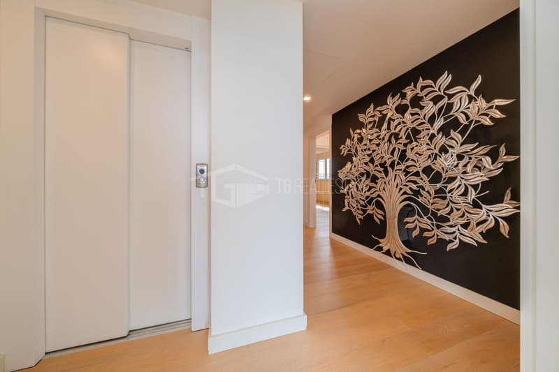 PRESTIGIOSO DUPLEX CON VISTA LAGO E PISCINA (16)
