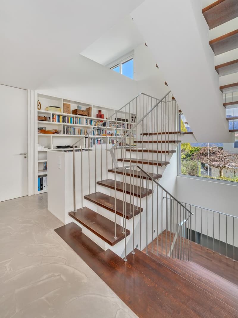 EXKLUSIVE DESIGNERVILLA MIT SEEBLICK UND ABSOLUTER PRIVATSPHÄRE (12)