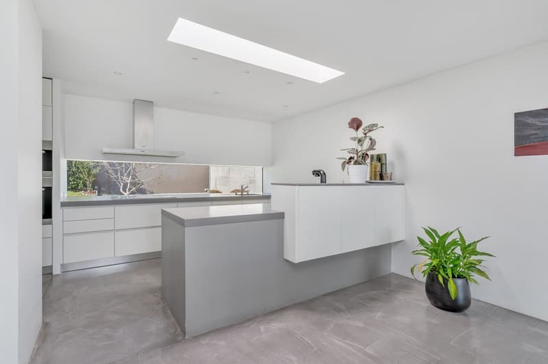 EXKLUSIVE DESIGNERVILLA MIT SEEBLICK UND ABSOLUTER PRIVATSPHÄRE (6)