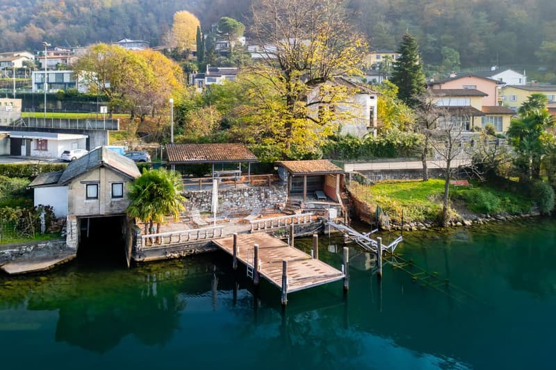 PRESTIGETRÄCHTIGES ANWESEN MIT SEEBLICK, SCHWIMMBAD UND PRIVATEM STEG (7)