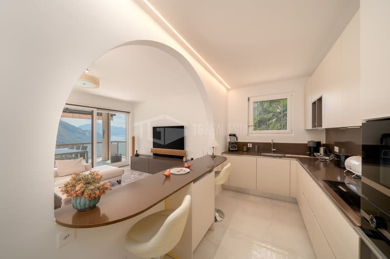 APPARTAMENTO AMMOBILIATO CON VISTA LAGO (6)