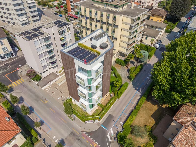 MODERNO BILOCALE IN CENTRO LUGANO (10)