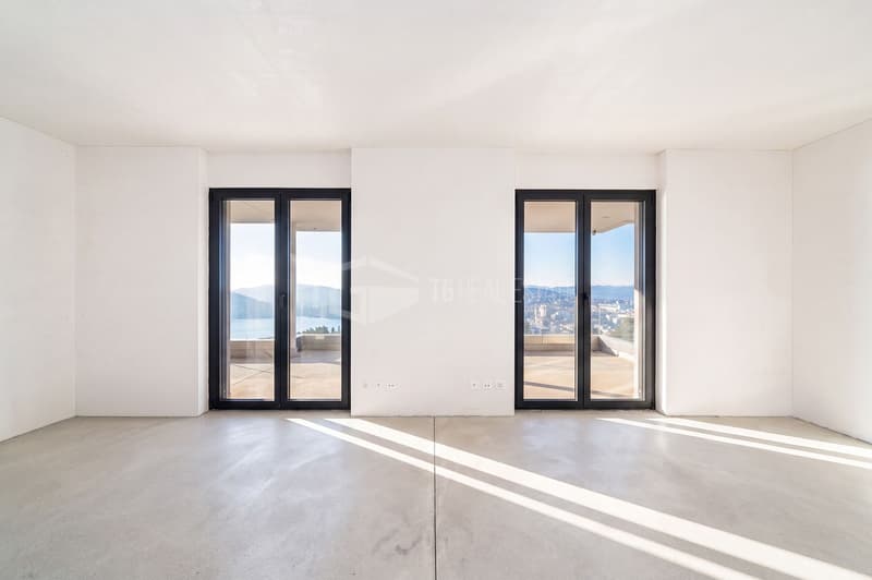 Neue geräumige 4.5-Wohnung mit Seeblick und Garten (6)