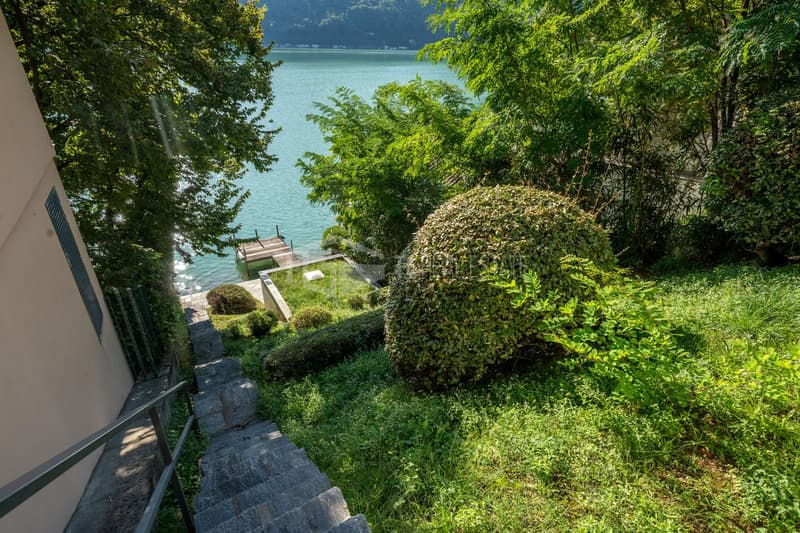 ACCOGLIENTE CASA CON GIARDINO E VISTA LAGO (19)