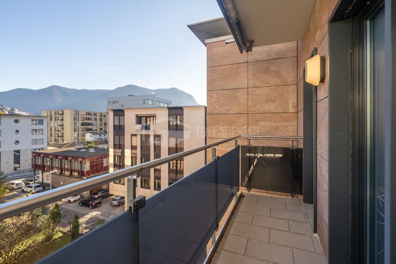 ATTICO AMMOBILIATO VICINO AL PARCO CIANI (12)