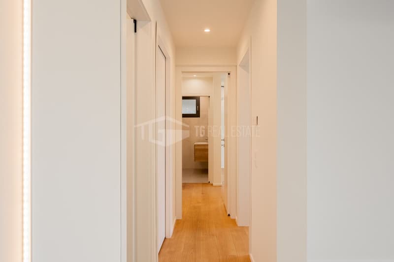 MODERNES 3.5-ZIMMER-WOHNUNG MIT SEESICHT (6)