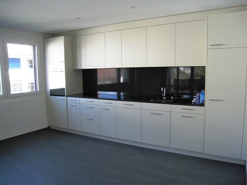Ihr neues Zuhause - zentral und modern! (2)