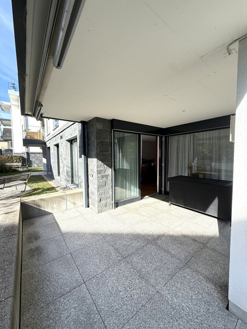 Moderne 3.5-Zimmer-Wohnung im Erdgeschoss an zentraler Lage in Siebnen (6)