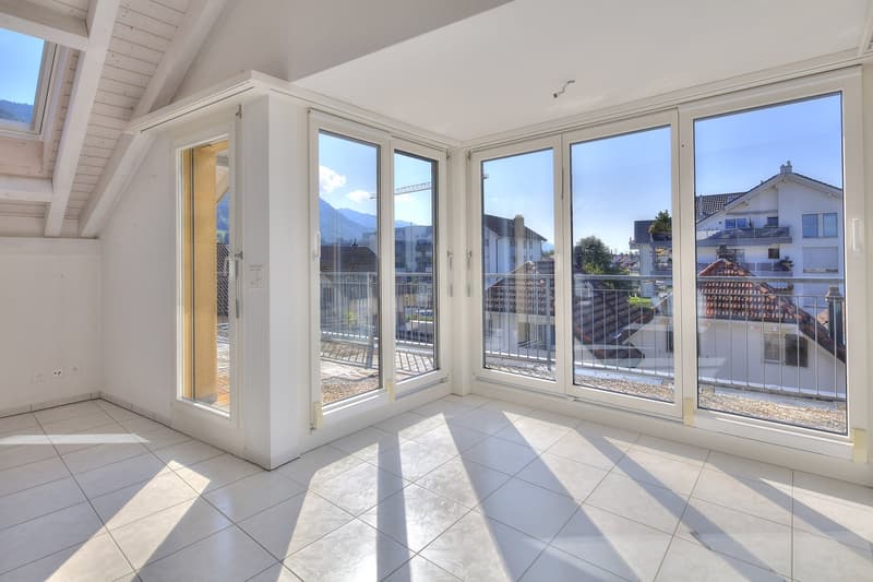 RESERVIERT // 3.5 Zimmer-Dachwohnung mit Aussicht und Raumgefühl // RESERVIERT (6)