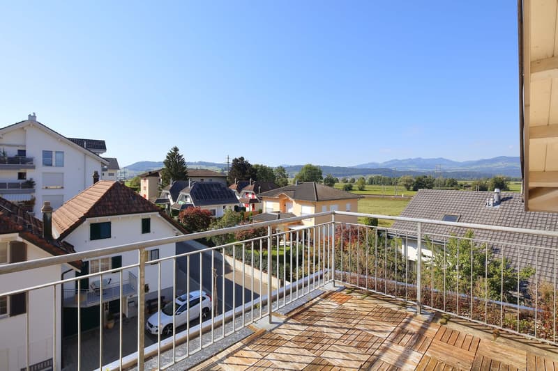 RESERVIERT // 3.5 Zimmer-Dachwohnung mit Aussicht und Raumgefühl // RESERVIERT (8)