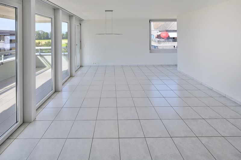 Ruhiges Wohnen, Nähe Zentrum und Hafen – mit Panoramablick (4)
