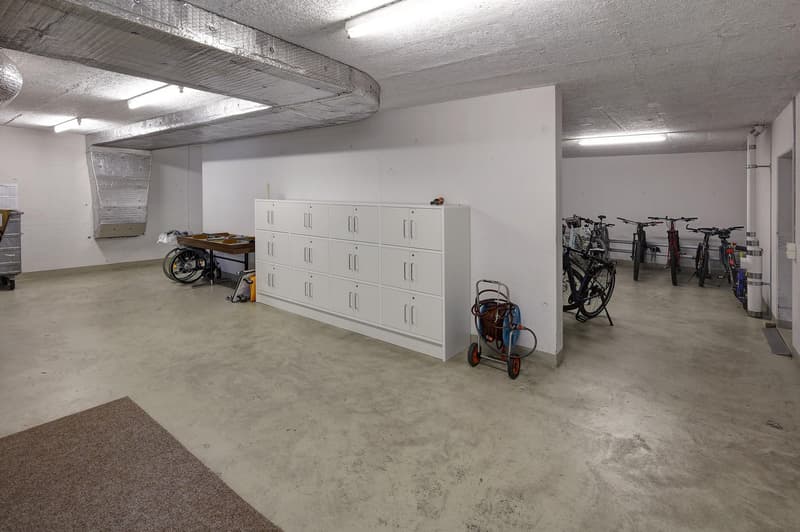 Ruhiges Wohnen, Nähe Zentrum und Hafen – mit Panoramablick (16)