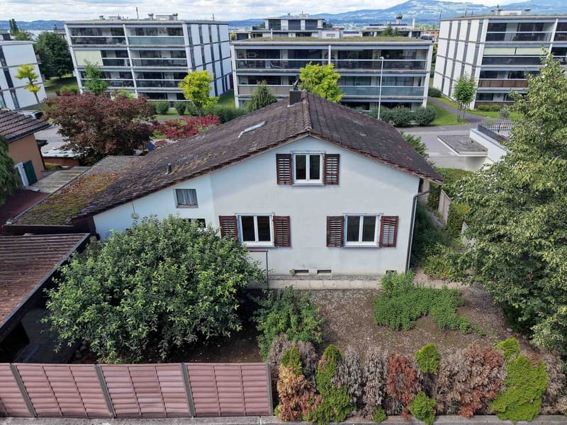 Einfamilienhaus – freistehend, potentialreich, ideal für Familien (3)