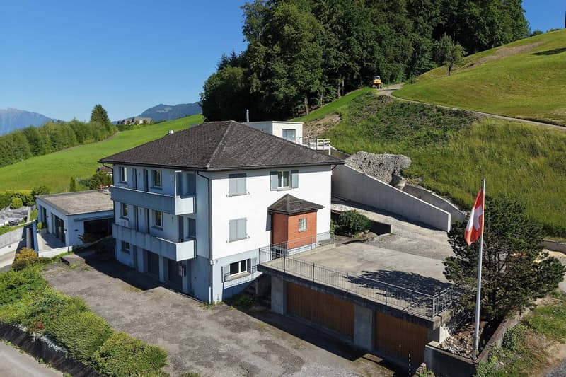 Zweifamilienhaus – erhöhte Lage, Weitblick, Seesicht (1)