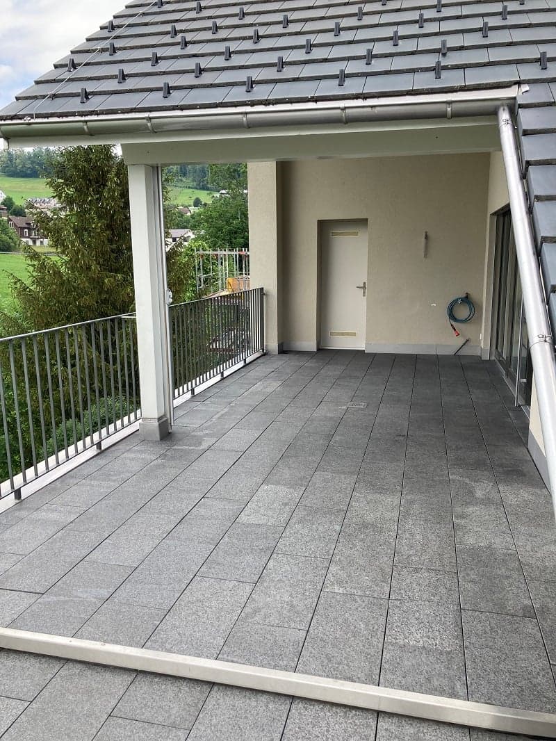 Charmante 4.5 Zimmer-Dachwohnung (16)