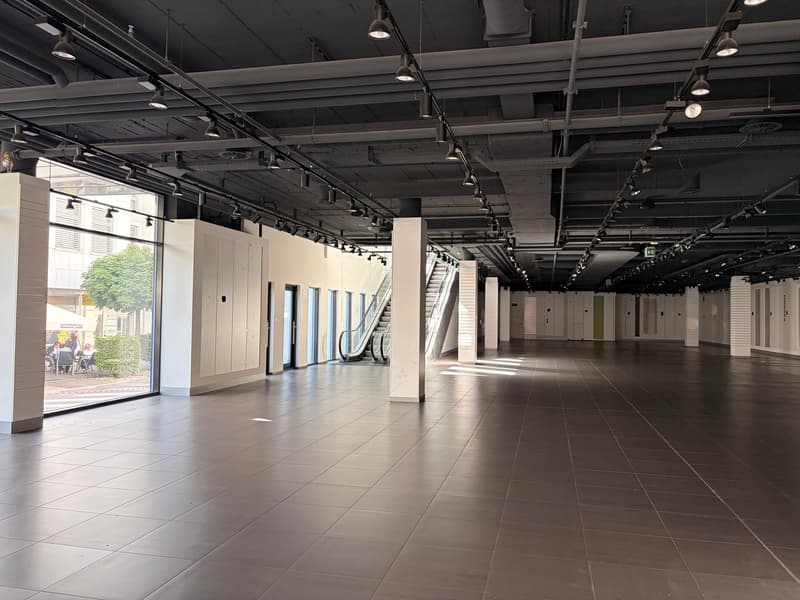 Top-Verkaufsfläche an bester Lage – Bahnhofstrasse Buchs SG (ca. 1'264 m²) (10)